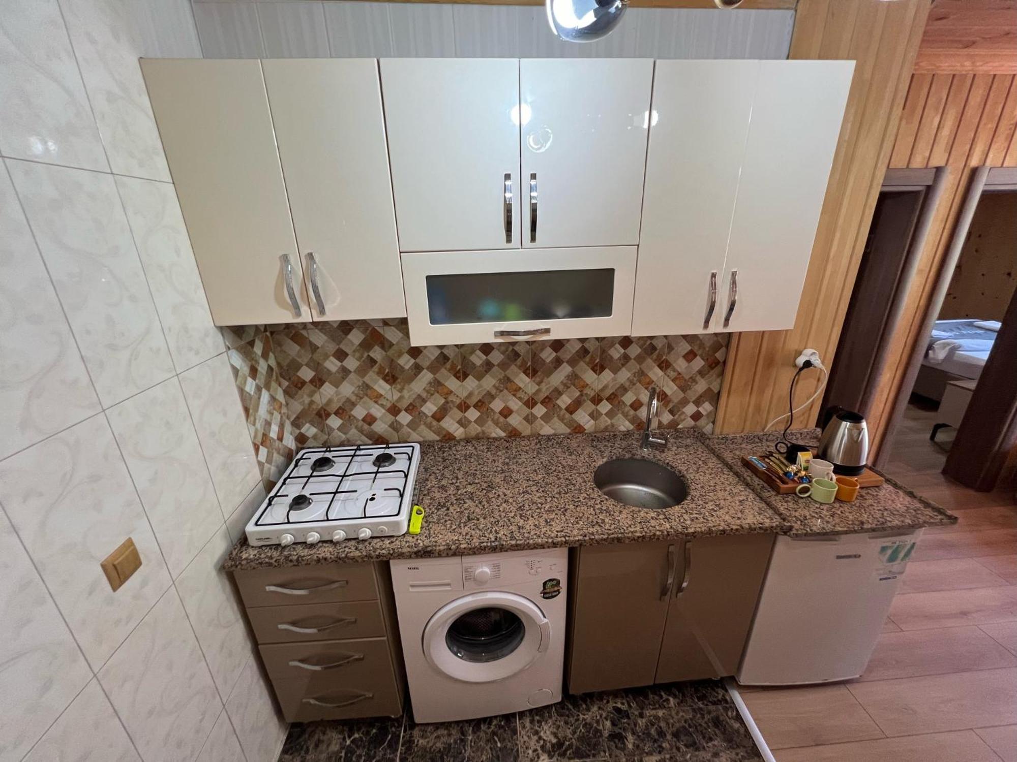 Uzungoel Dilek Pansiyon Exterior photo